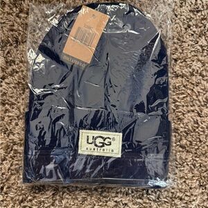 UGG Beanie Winter Hat/Sock Hats NWT